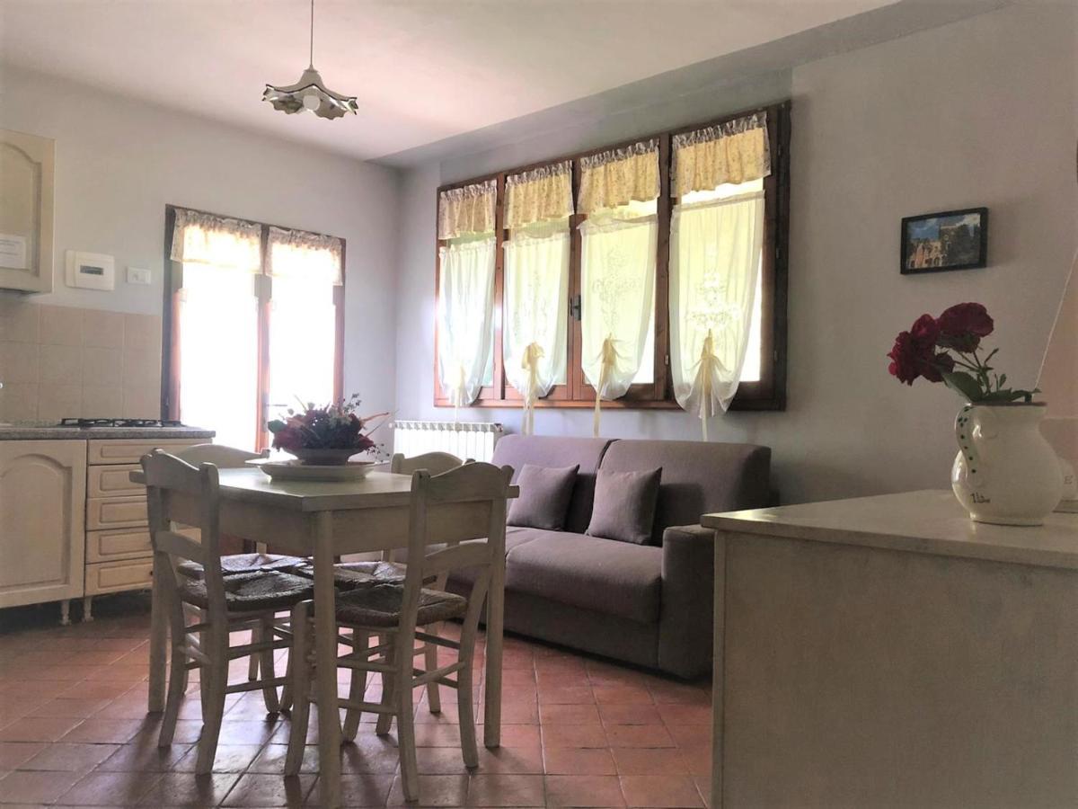Borgo Romena Hotel Pratovecchio Luaran gambar
